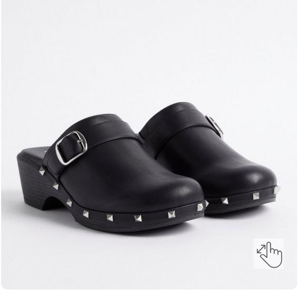 Torrid black studded mini clog size 7WW - Picture 1 of 15